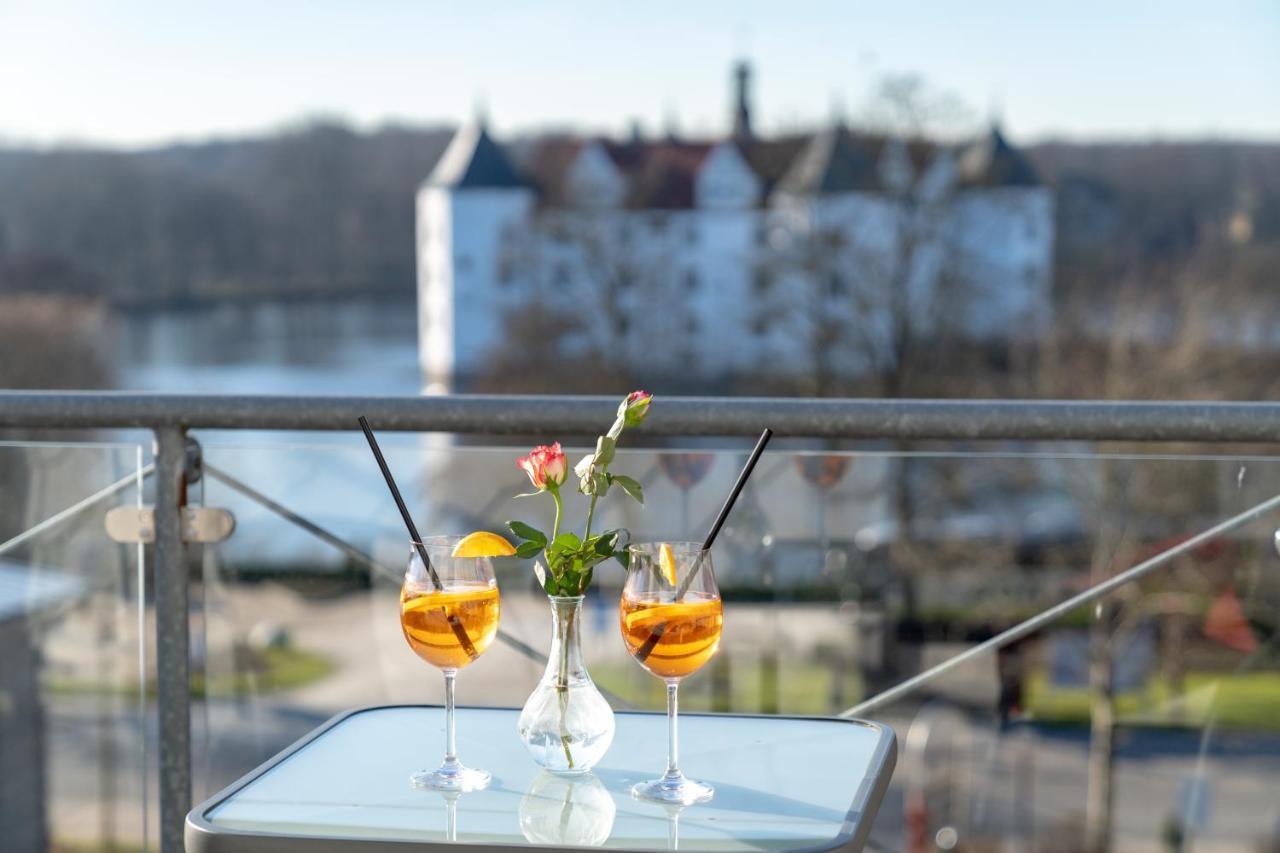 Hotel Am Wasserschloss Gluecksburg Glücksburg Exterior foto